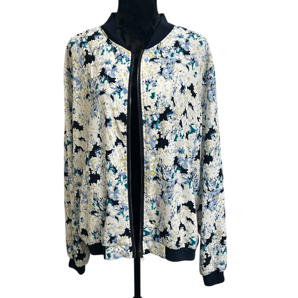 Cato Floral White and Navy Zip Up Bomber Jacket 22/24W Plus Size